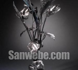 Đồ trang trí sắt uốn nghệ thuật cụm bông hoa lá